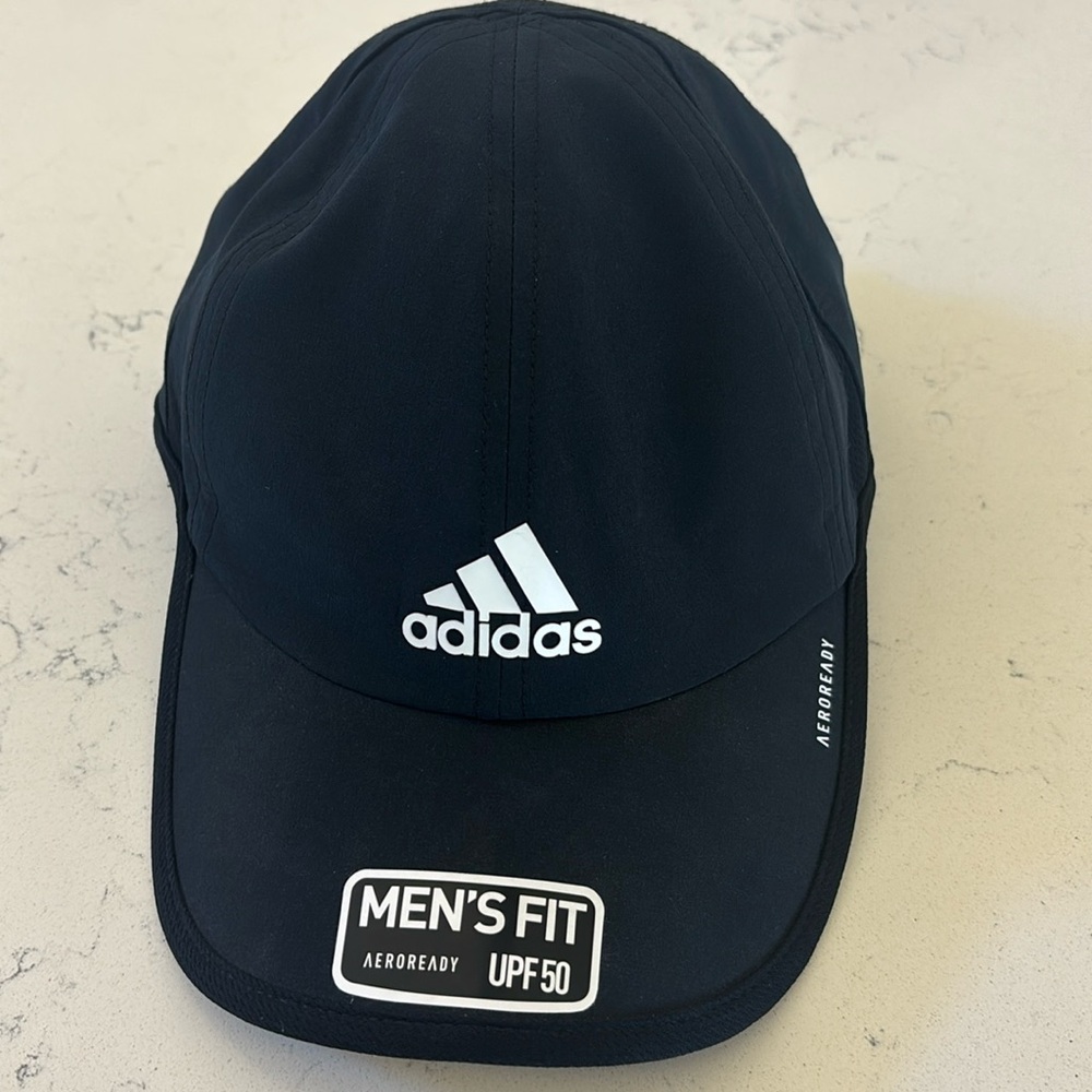Men’s Adidas Hat
Superlite hat, Athletic